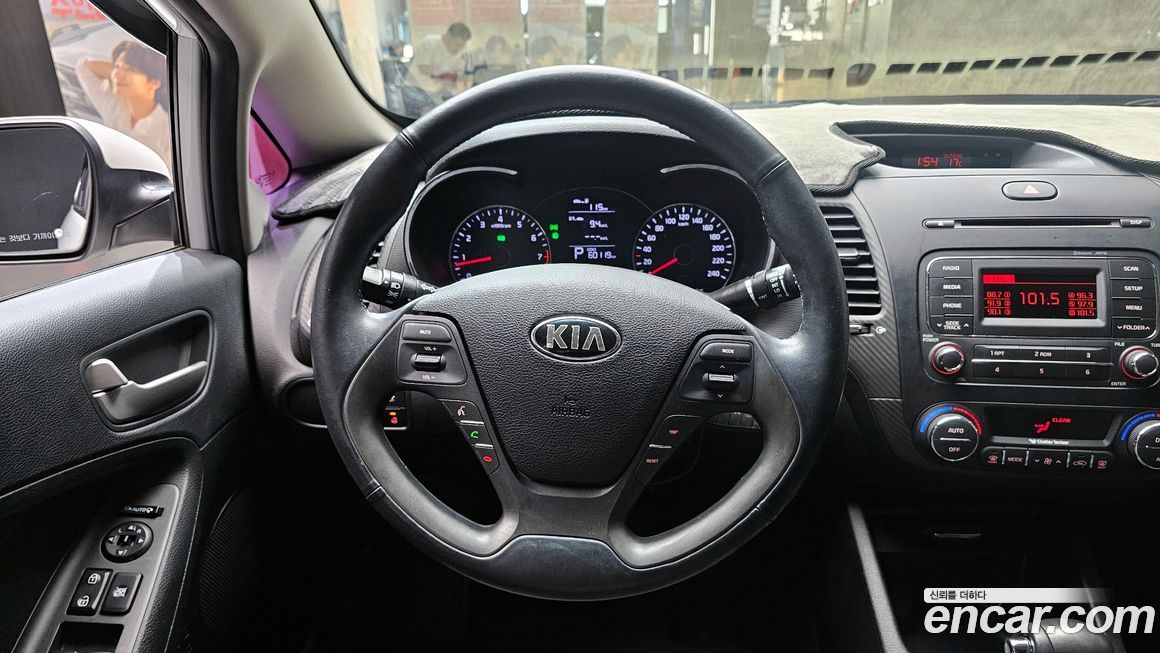 Kia K3 2015