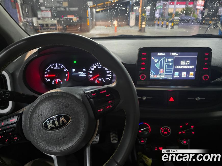 Kia morning 2017