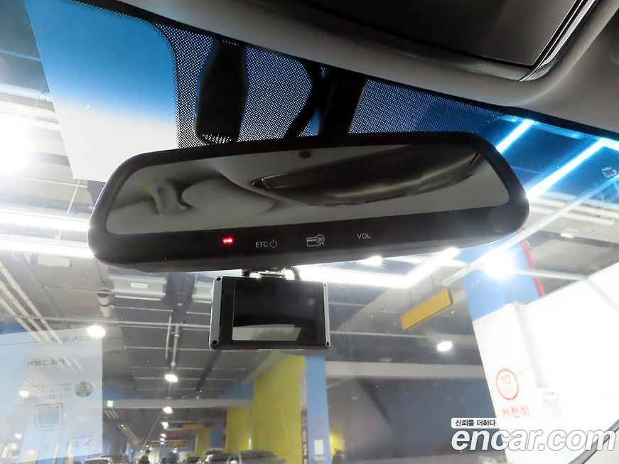 Hyundai Grandeur 2016