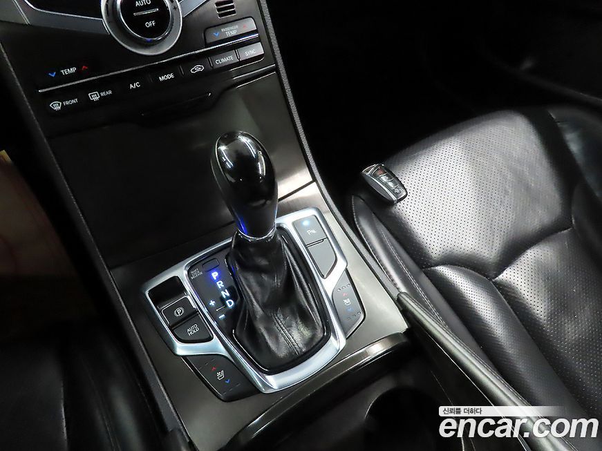 Hyundai Grandeur 2016