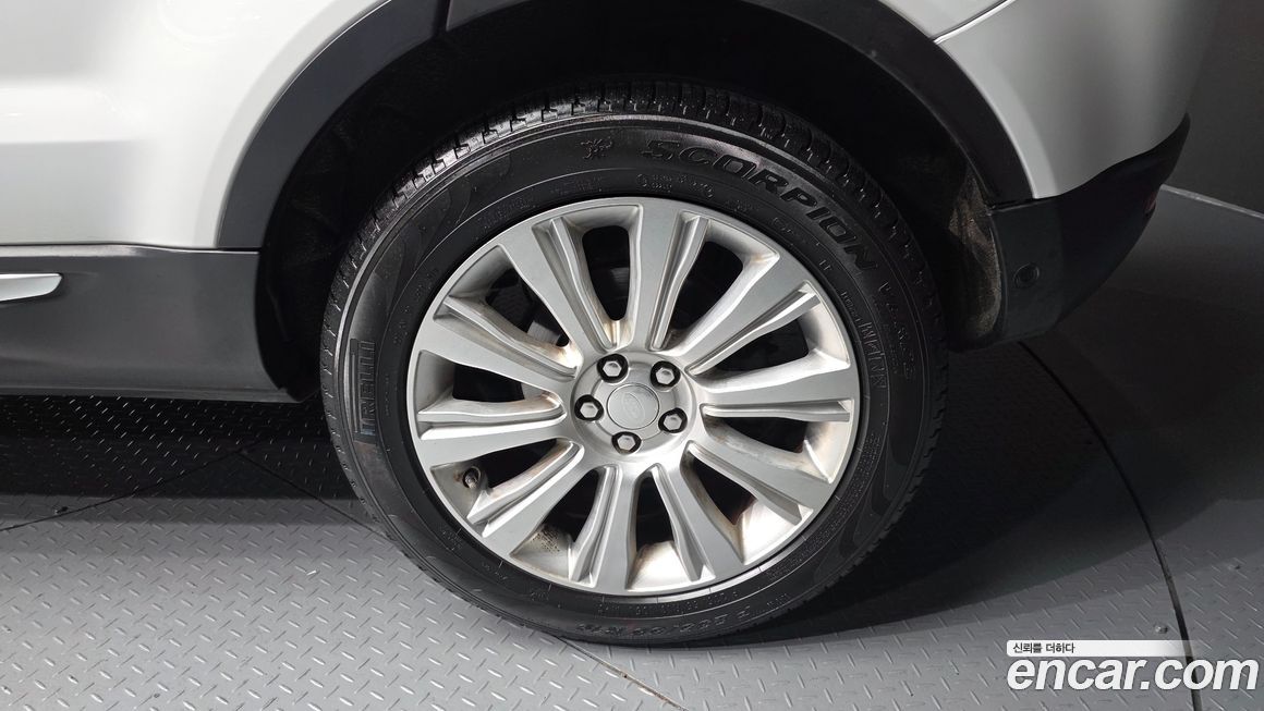 Land Rover Range Rover Evoque 2015