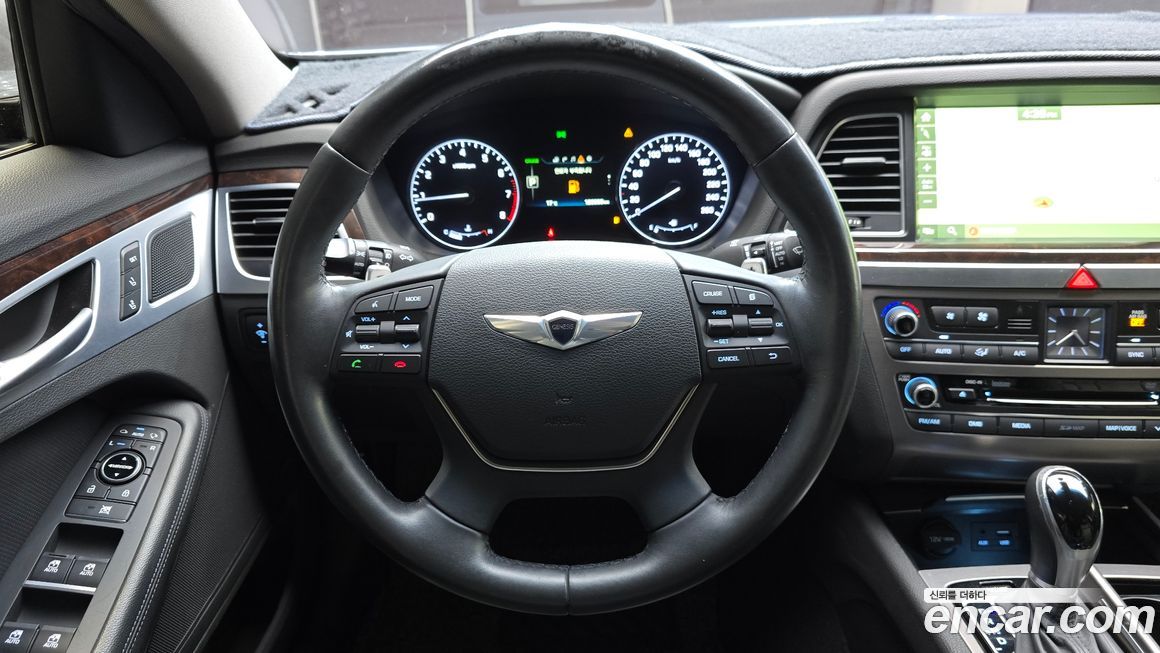 Hyundai Genesis 2016