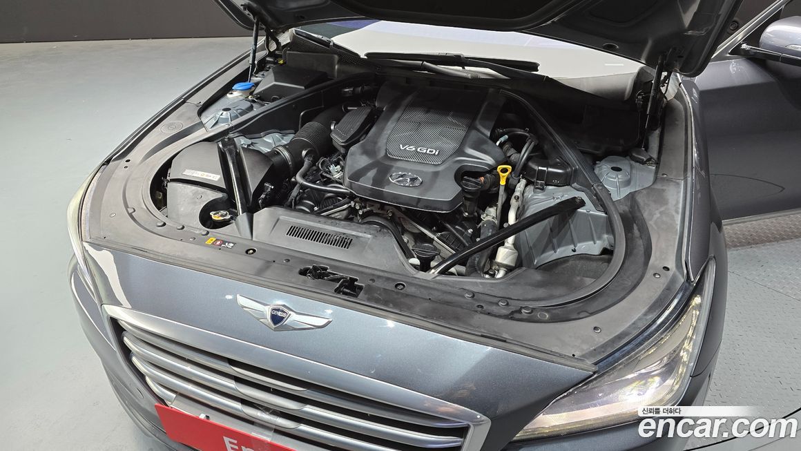 Hyundai Genesis 2016