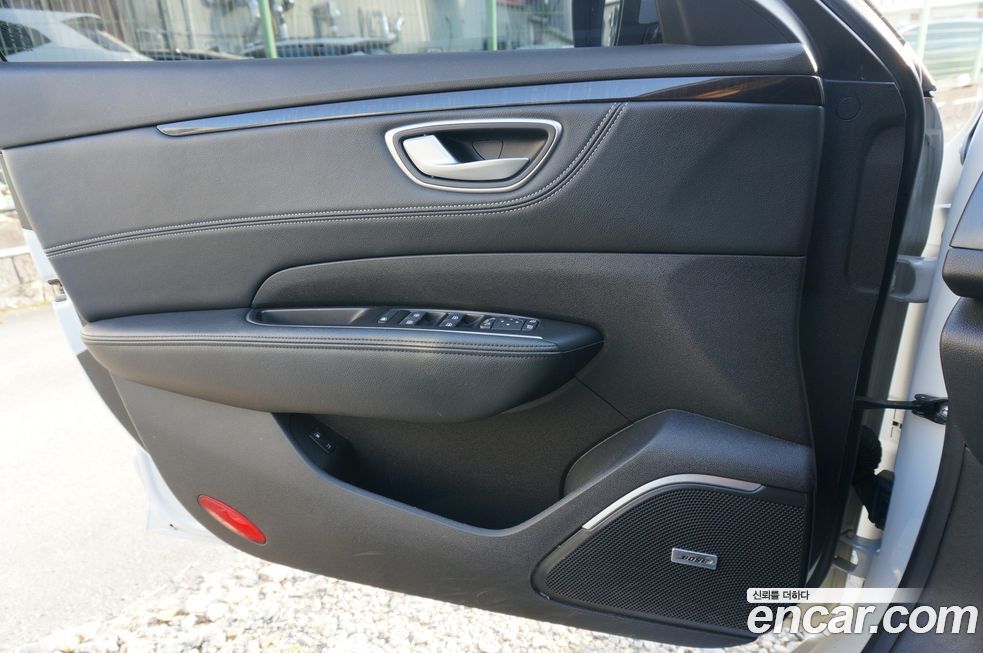 Renault-KoreaSamsung SM6 2016