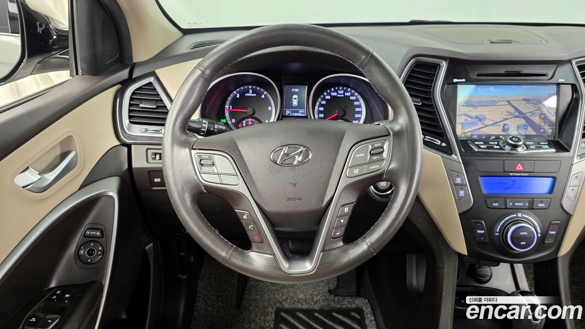 Hyundai Santafe 2015