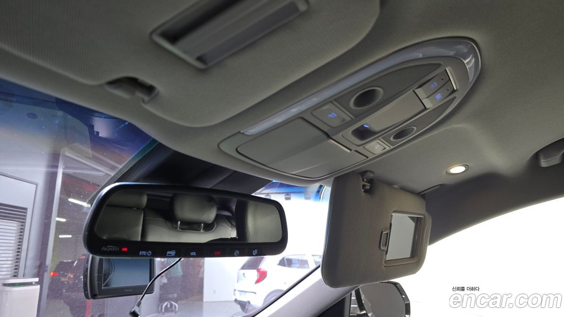 Hyundai Genesis 2016