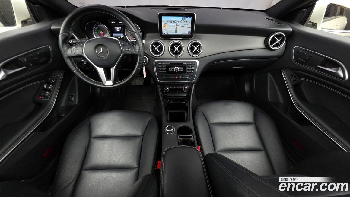 Mercedes-Benz CLA-Class 2015
