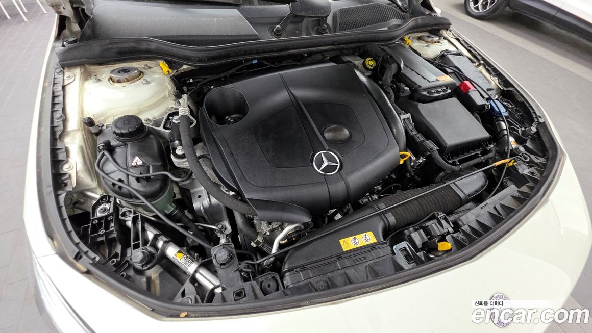 Mercedes-Benz CLA-Class 2015