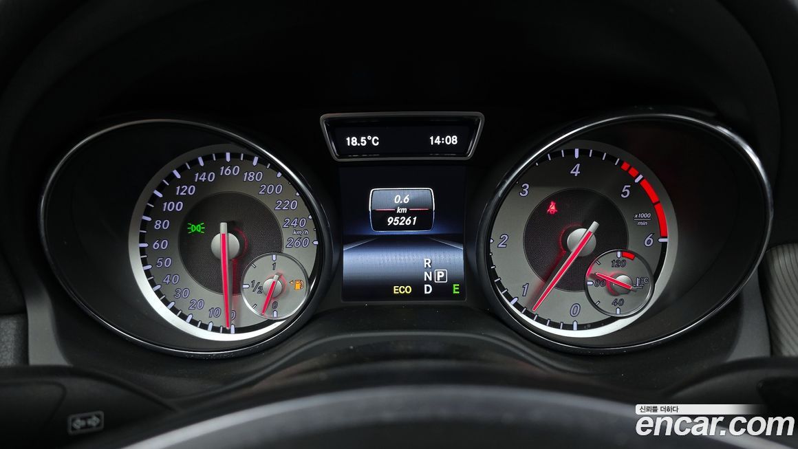 Mercedes-Benz CLA-Class 2015