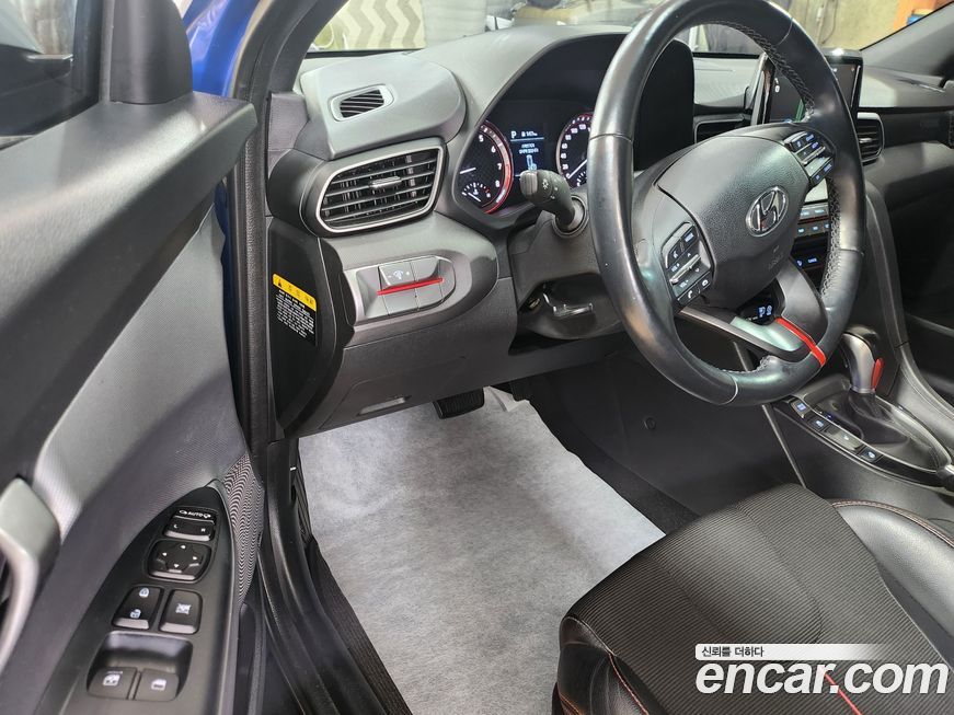 Hyundai Veloster 2019