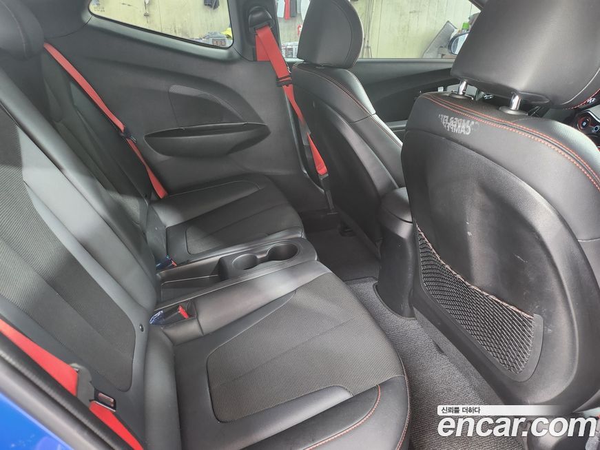 Hyundai Veloster 2019