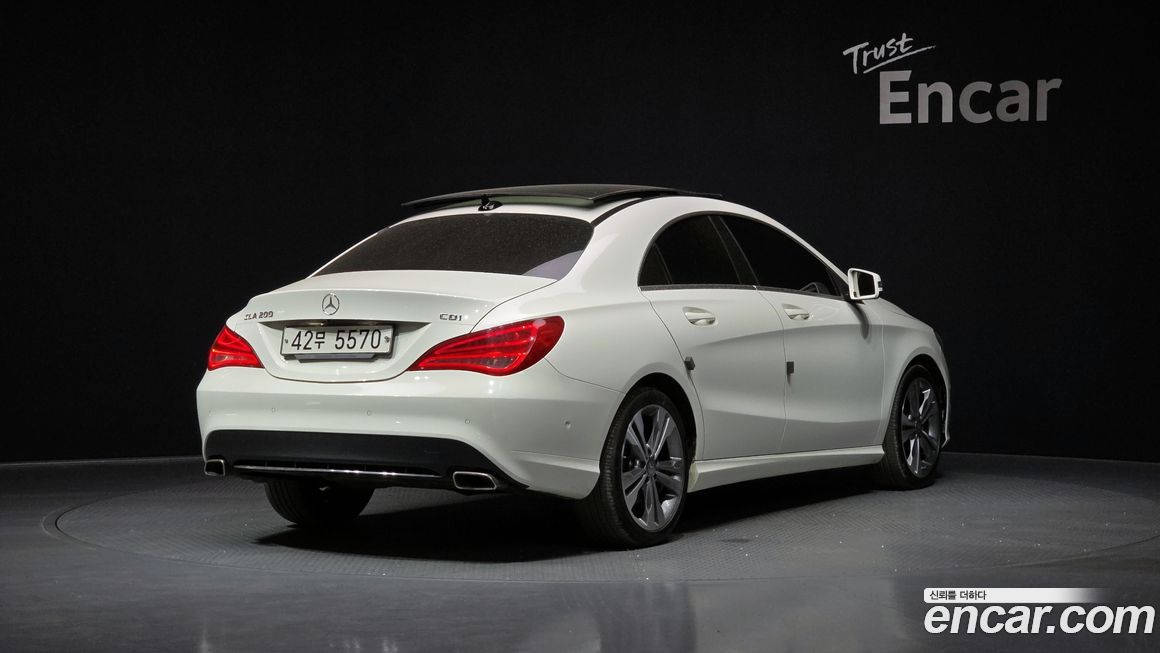 Mercedes-Benz CLA-Class 2015
