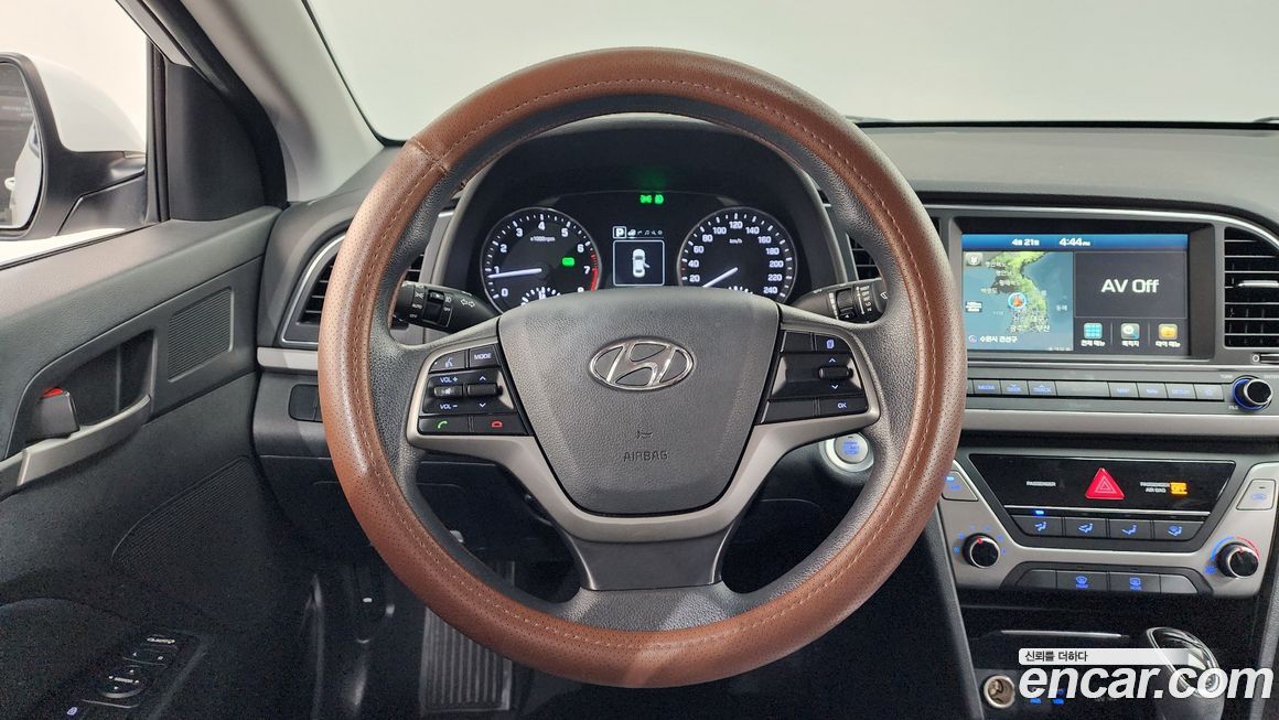 Hyundai AVANTE 2018