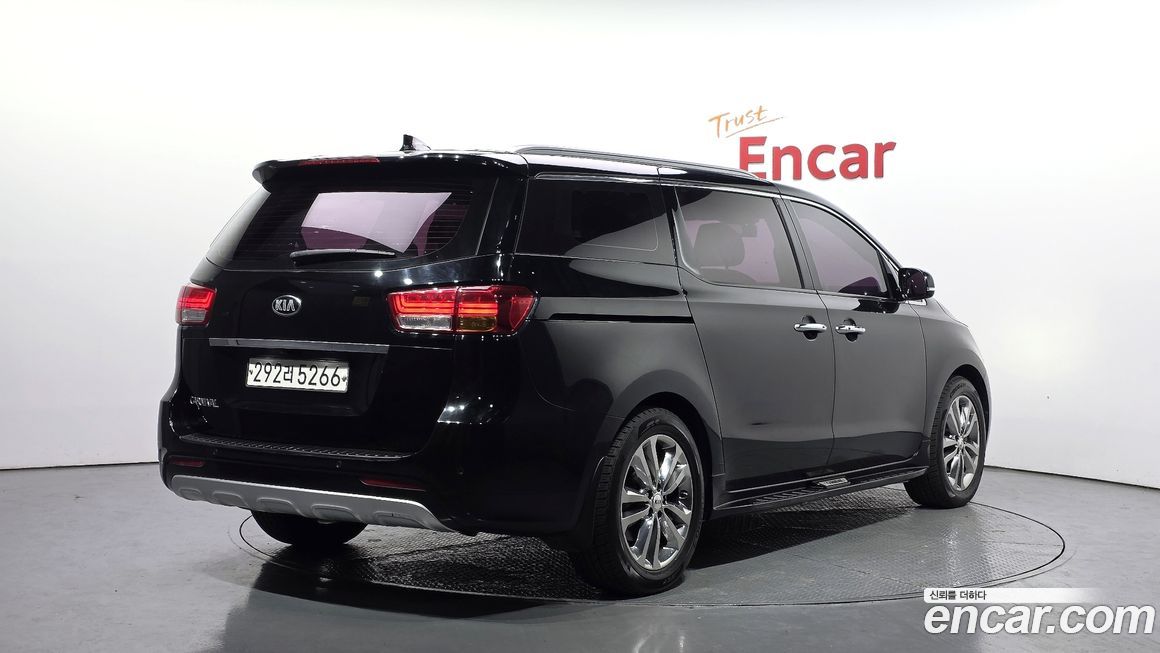 Kia Canival 2018