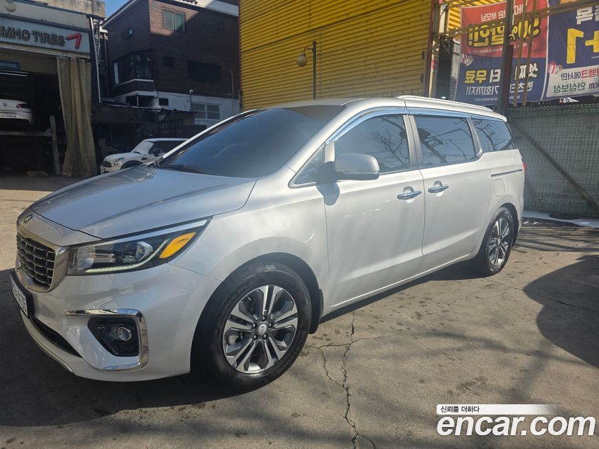 Kia Canival 2019