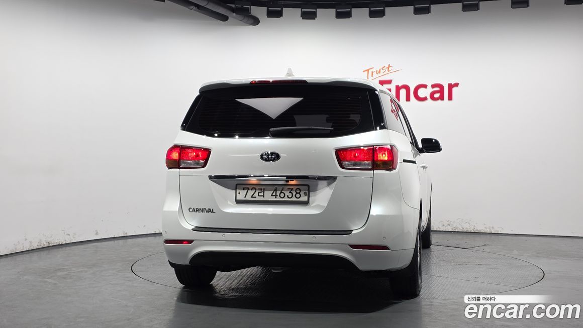 Kia Canival 2018