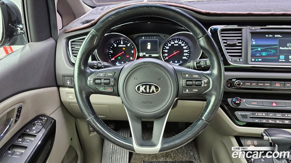 Kia Canival 2018