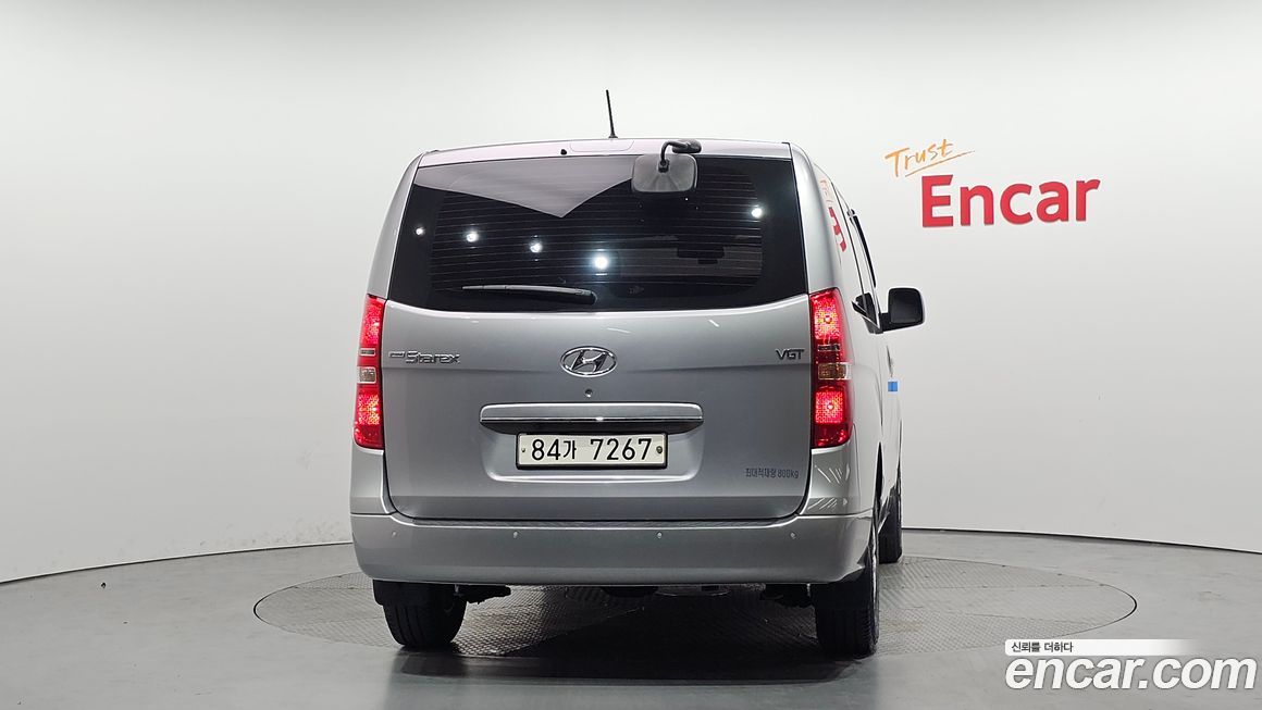 Hyundai Starex 2021
