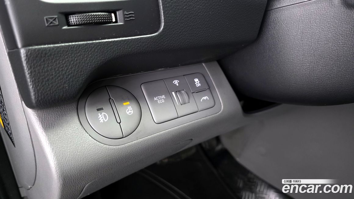 Hyundai Starex 2019