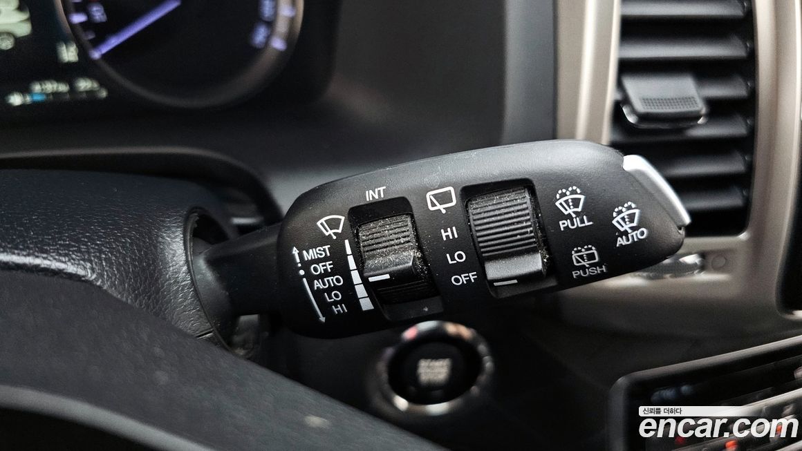 KG_Mobility_Ssangyong Rexton 2018