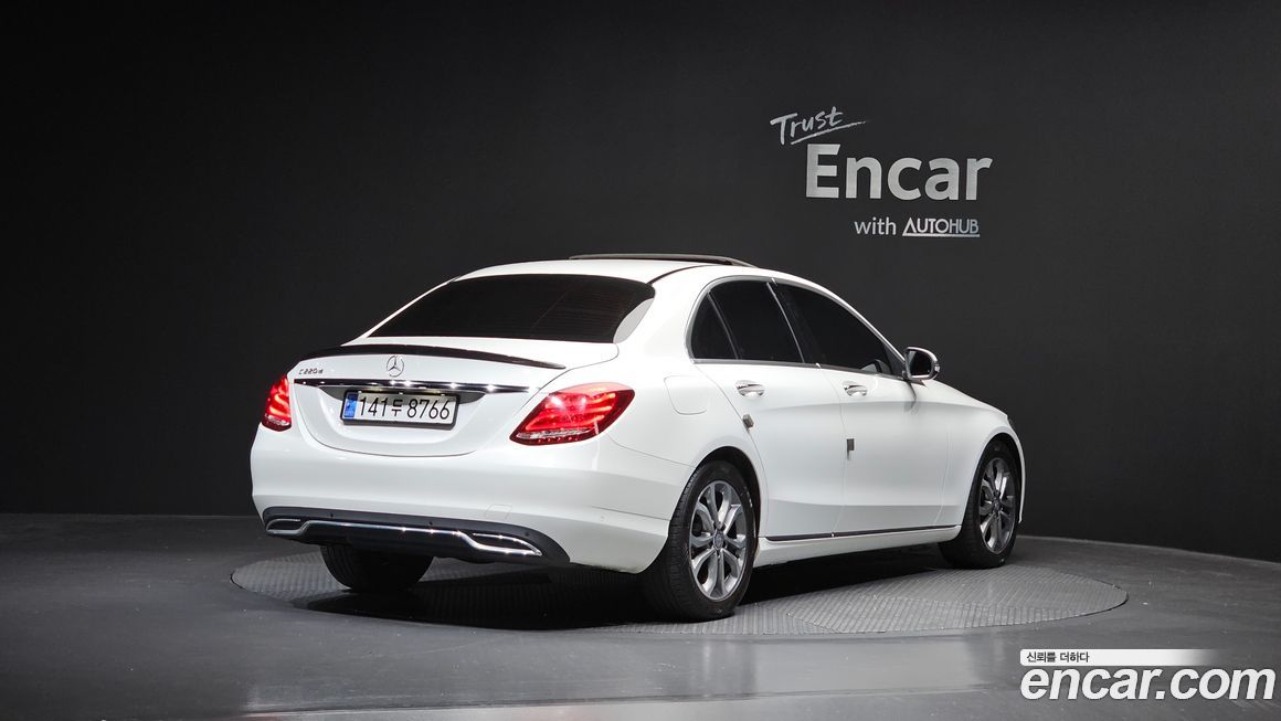Mercedes-Benz C-Class 2017