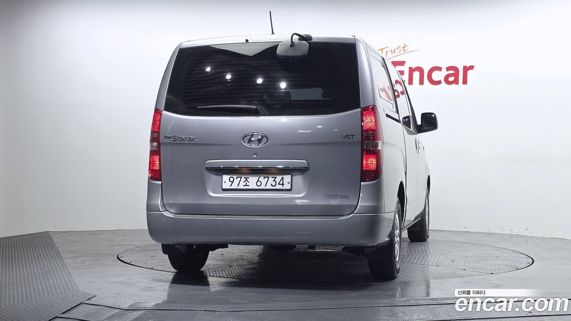 Hyundai Starex 2019