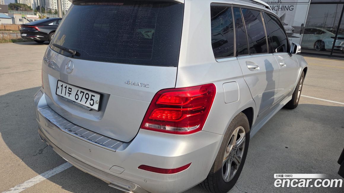 Mercedes-Benz GLK-Class 2015
