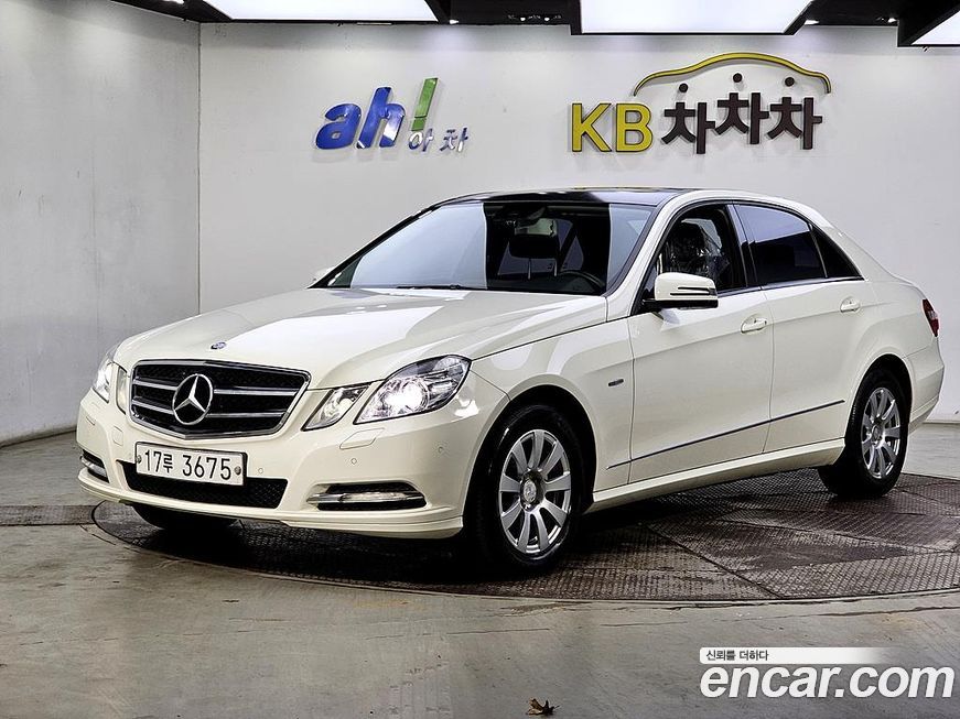 Mercedes-Benz E-Class 2011