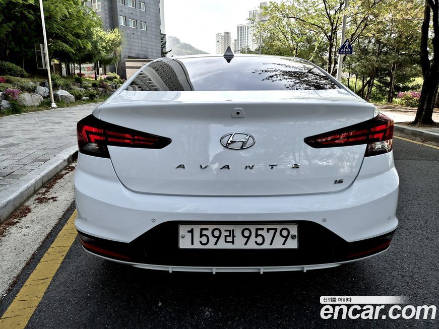 Hyundai AVANTE 2020