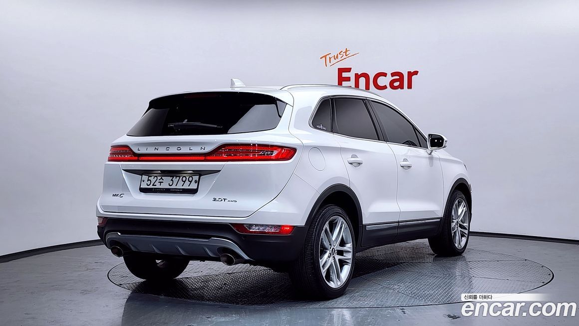 Lincoln MKC 2018