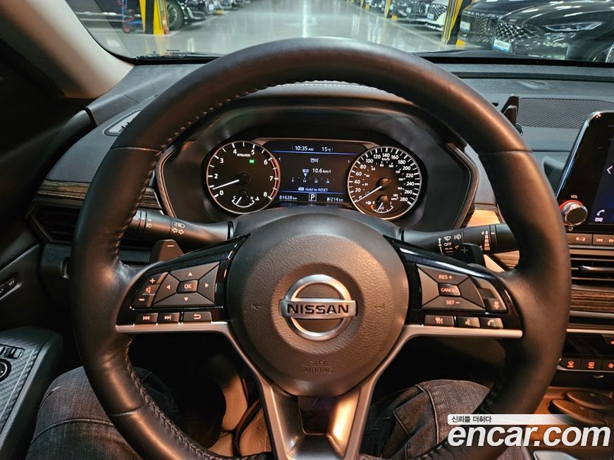 Nissan Altima 2019