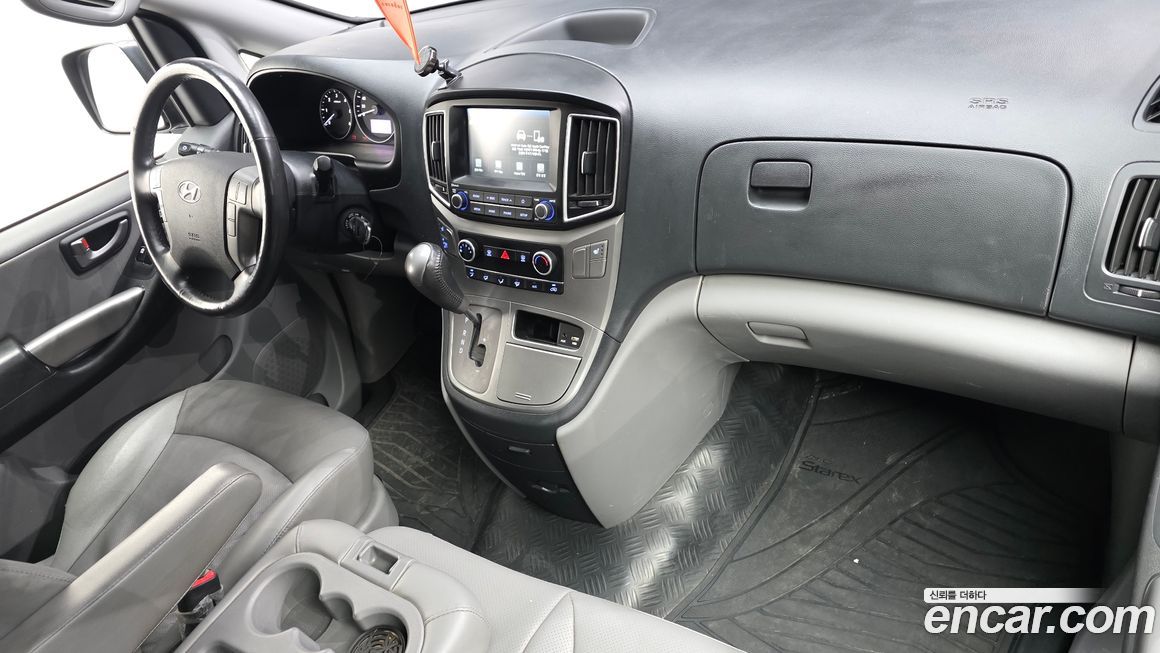 Hyundai Starex 2021