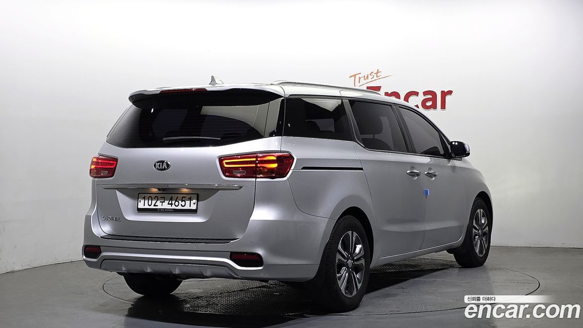 Kia Canival 2019