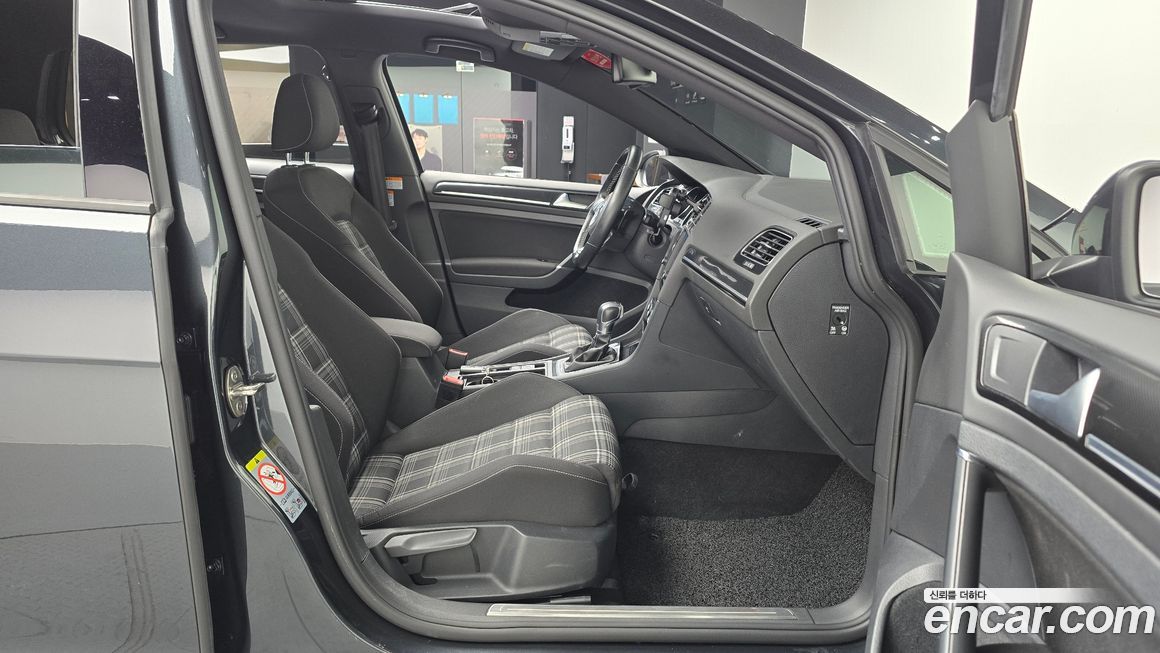 Volkswagen Golf 2016