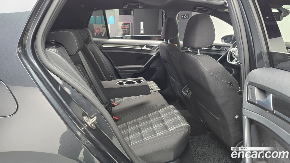 Volkswagen Golf 2016