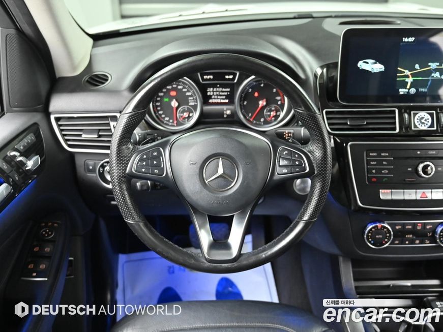 Mercedes-Benz GLE-Class 2016