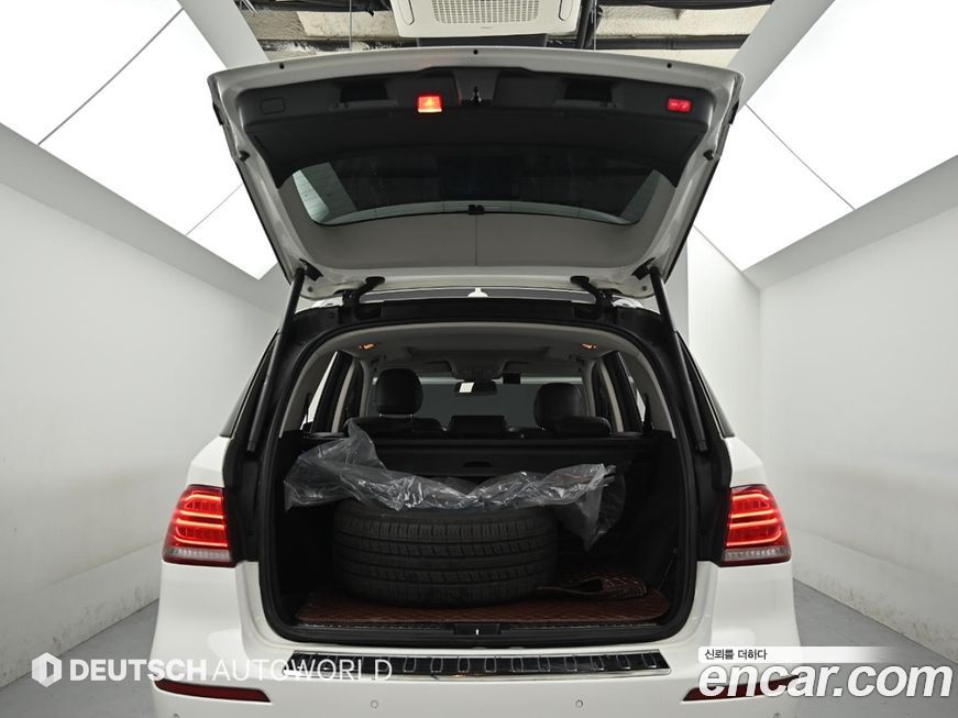 Mercedes-Benz GLE-Class 2016