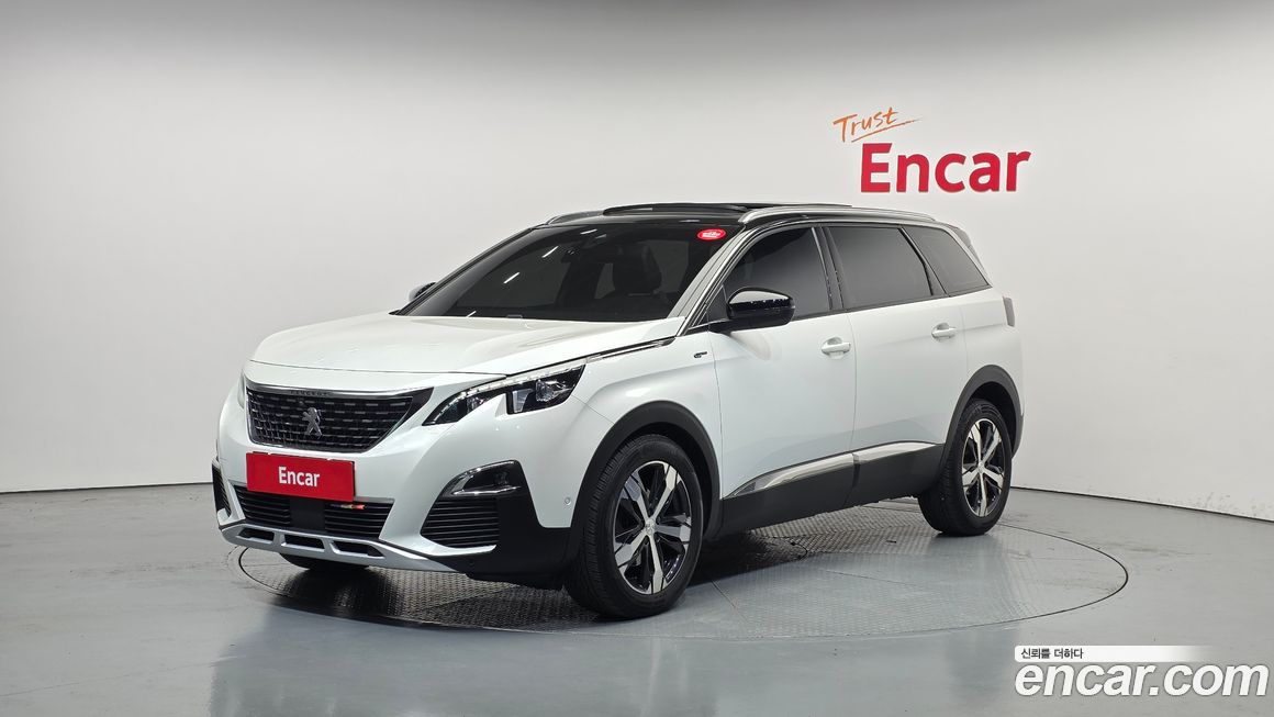 Peugeot 5008 2021