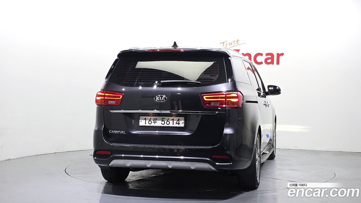 Kia Canival 2019