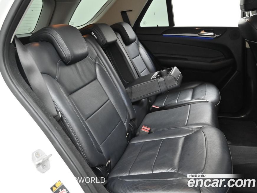 Mercedes-Benz GLE-Class 2016