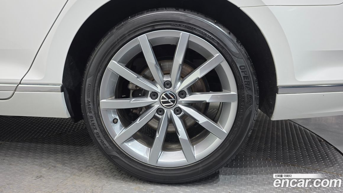 Volkswagen Passat 2021