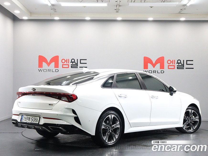 Kia K5 2021