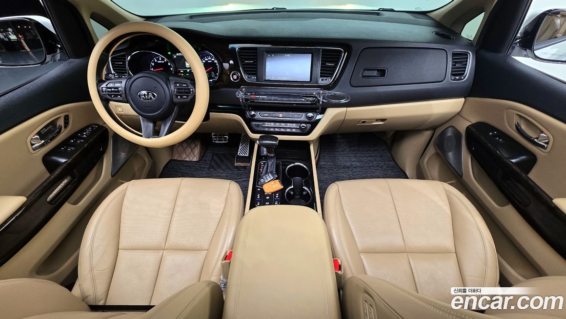 Kia Canival 2020