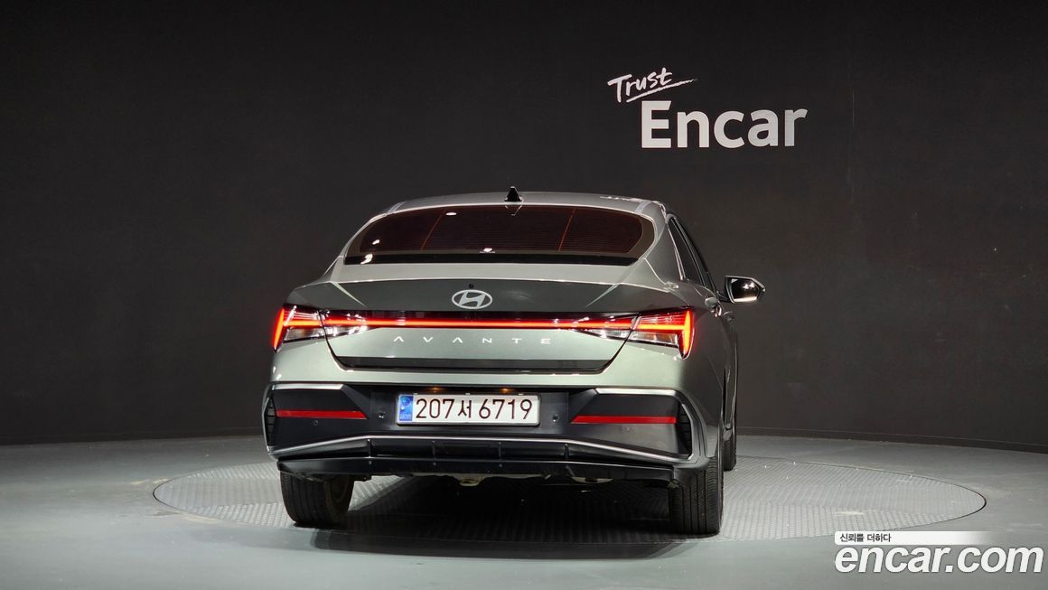 Hyundai AVANTE 2024