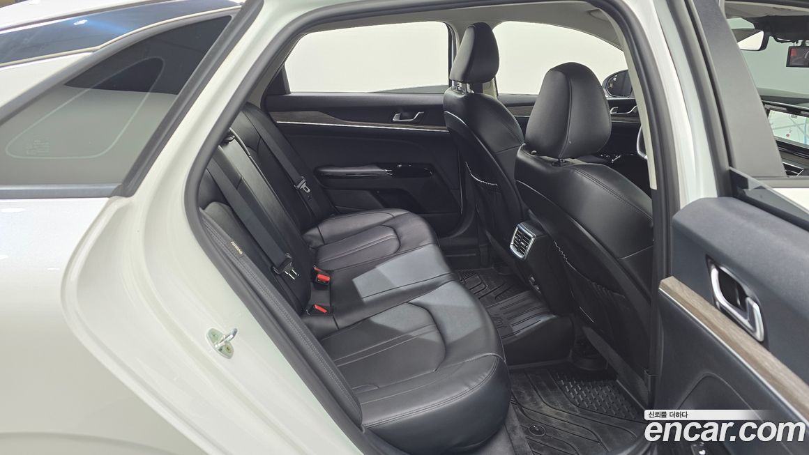 Kia K5 2021