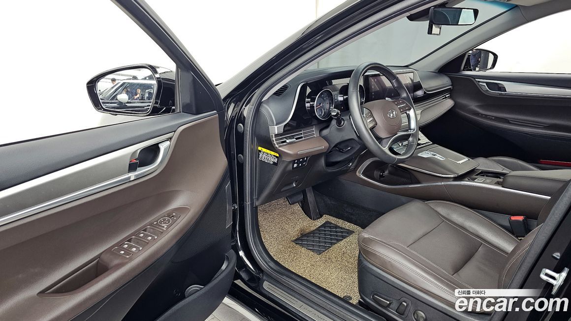 Hyundai Grandeur 2020