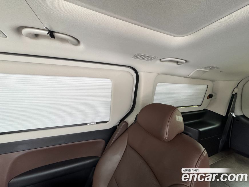 Hyundai Starex 2021