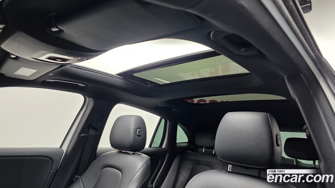 Mercedes-Benz GLA-Class 2021