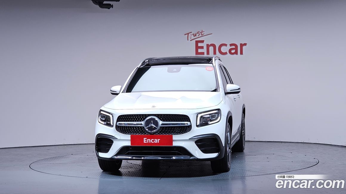 Mercedes-Benz GLB-Class 2021