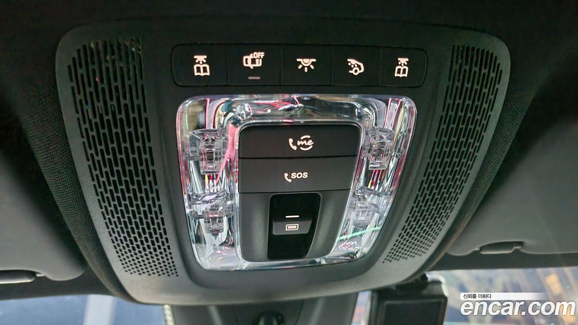 Mercedes-Benz GLA-Class 2021